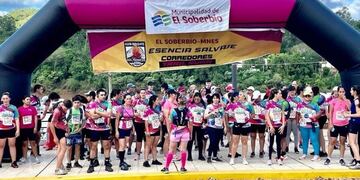 Exitosa “Maratón Rosa” en El Soberbio.