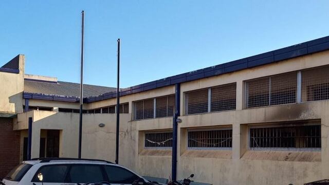 Intenso operativo para dar con un preso que se fugó de la comisaría octava de Posadas.