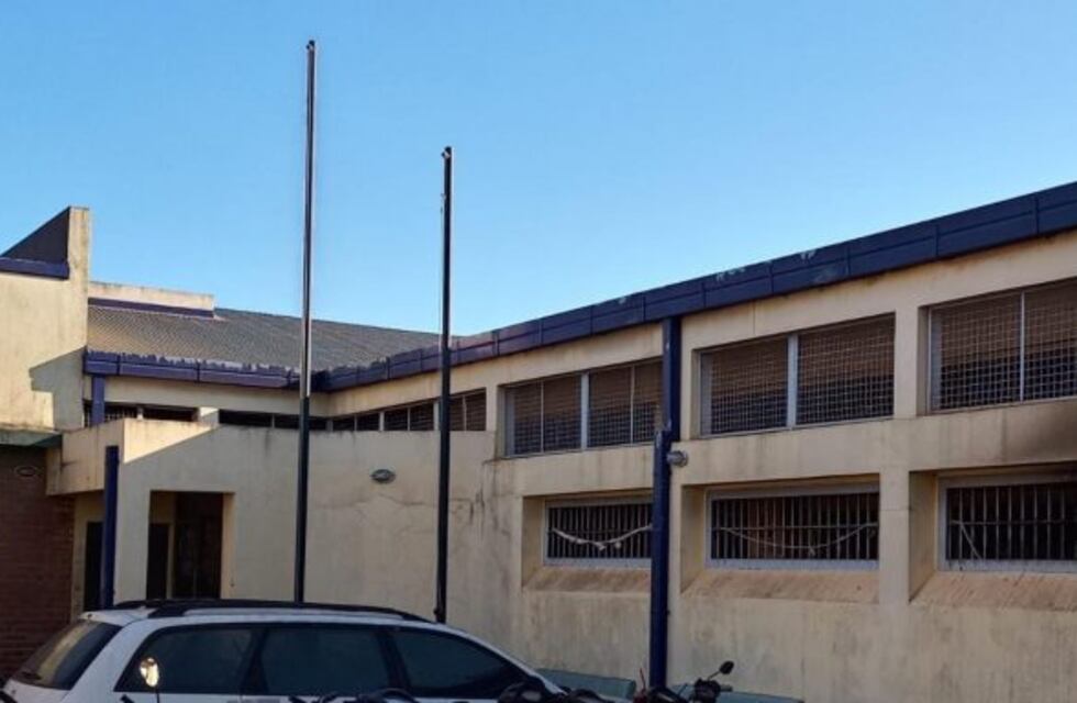 Intenso operativo para dar con un preso que se fugó de la comisaría octava de Posadas