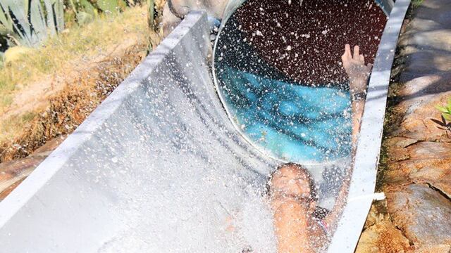 La nueva tendencia para disfrutar del verano. En la foto, el tobogán del Parque de Agua Cacheuta.