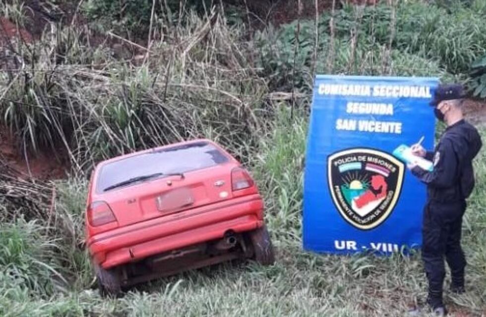 San Vicente: dos automóviles fueron recuperados horas después de ser robados de una concesionaria