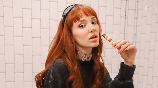 Cómo lograr unos ojos de impacto al estilo de La Joaqui con maquillaje.