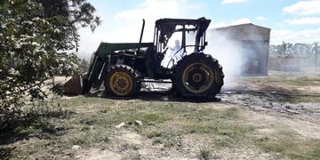 Un tractor se prendió fuego en Rafaela