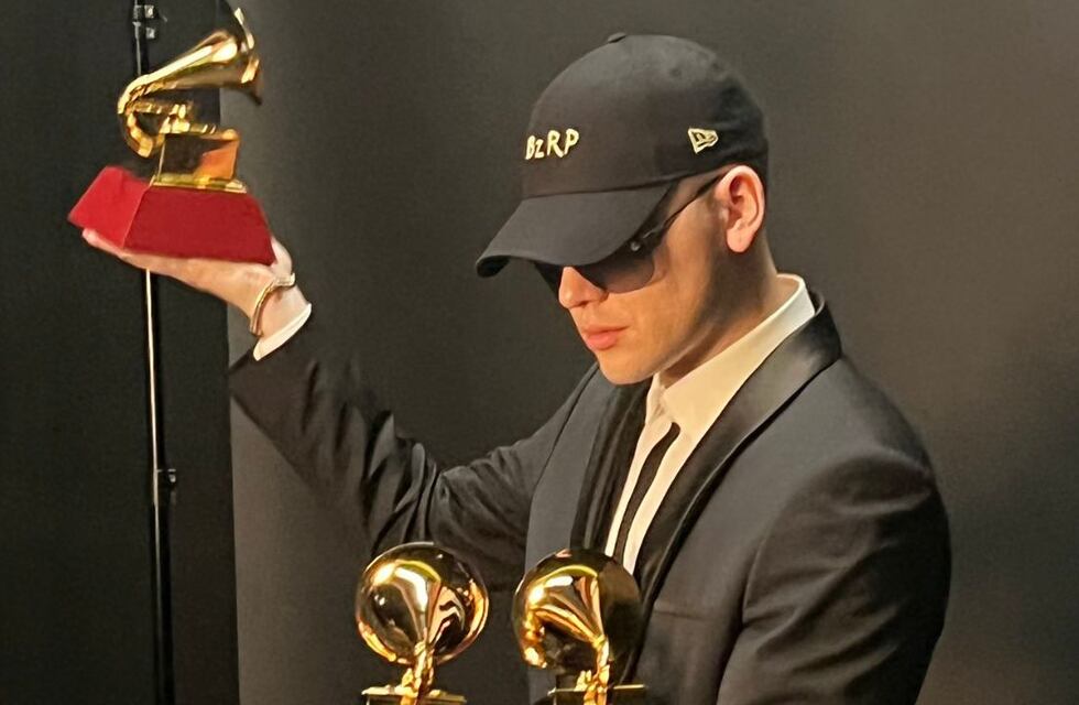 Bizarrap actuó con dos cordobeses en los Latin Grammy: quiénes son los artistas