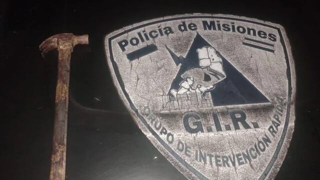 Violencia de género en Posadas: detienen a un hombre por agredir a su pareja con un martillo.