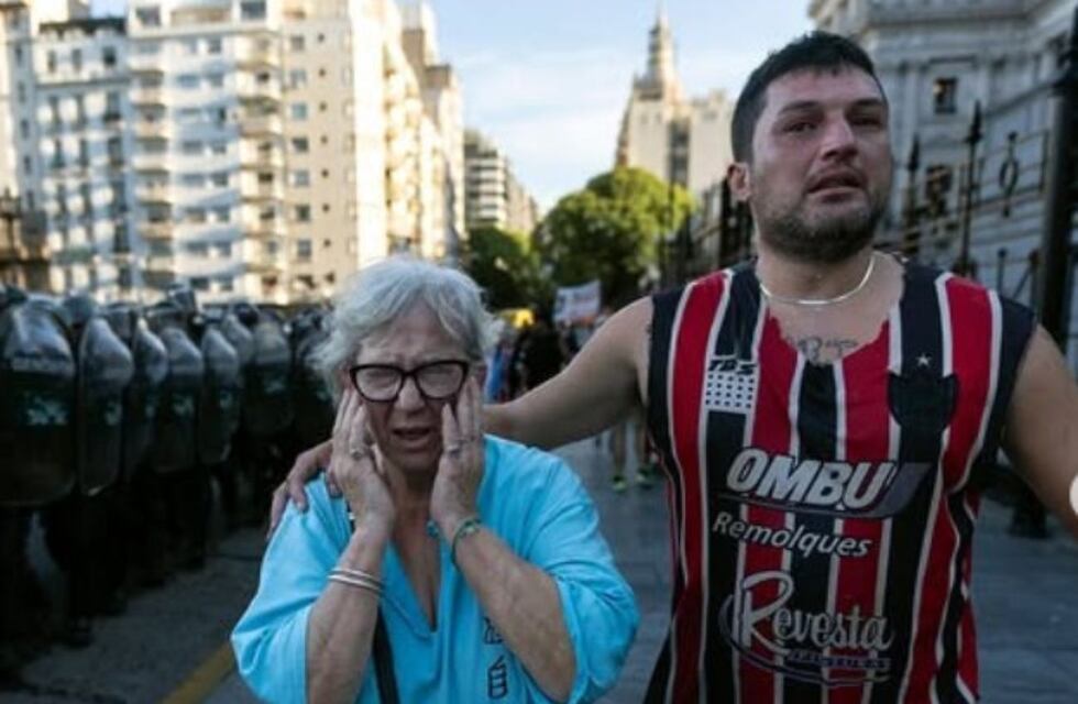 Las hinchadas de fútbol se unen para defender a los jubilados: cuándo y dónde será la marcha convocada por los clubes