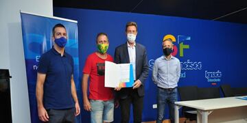 Entregaron asistencia económica a clubes de la ciudad