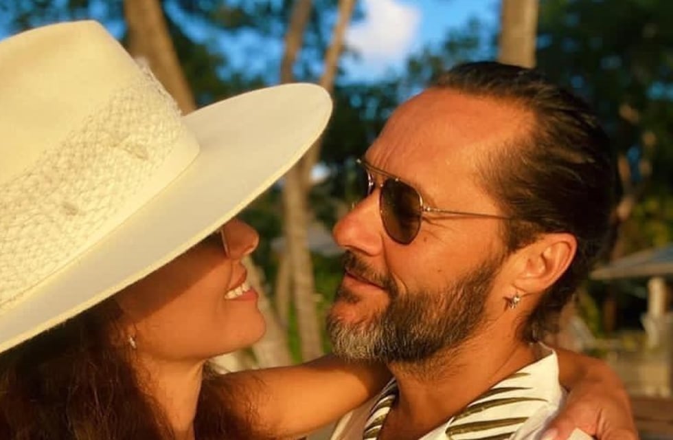 Diego Torres y Débora Bello se casaron luego de estar 16 años en pareja