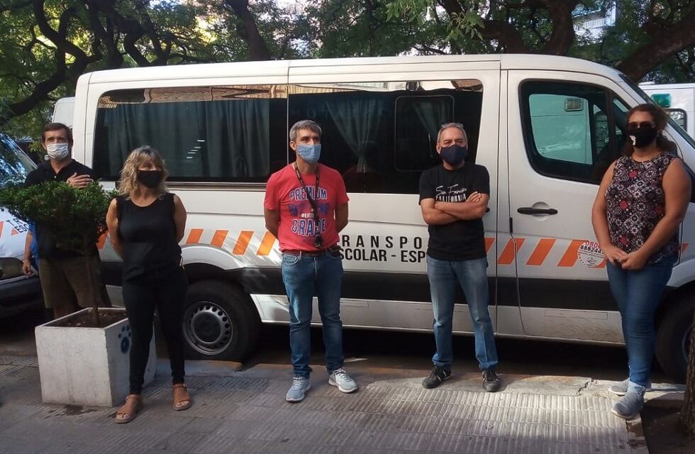 Córdoba: transportistas escolares en pie de guerra