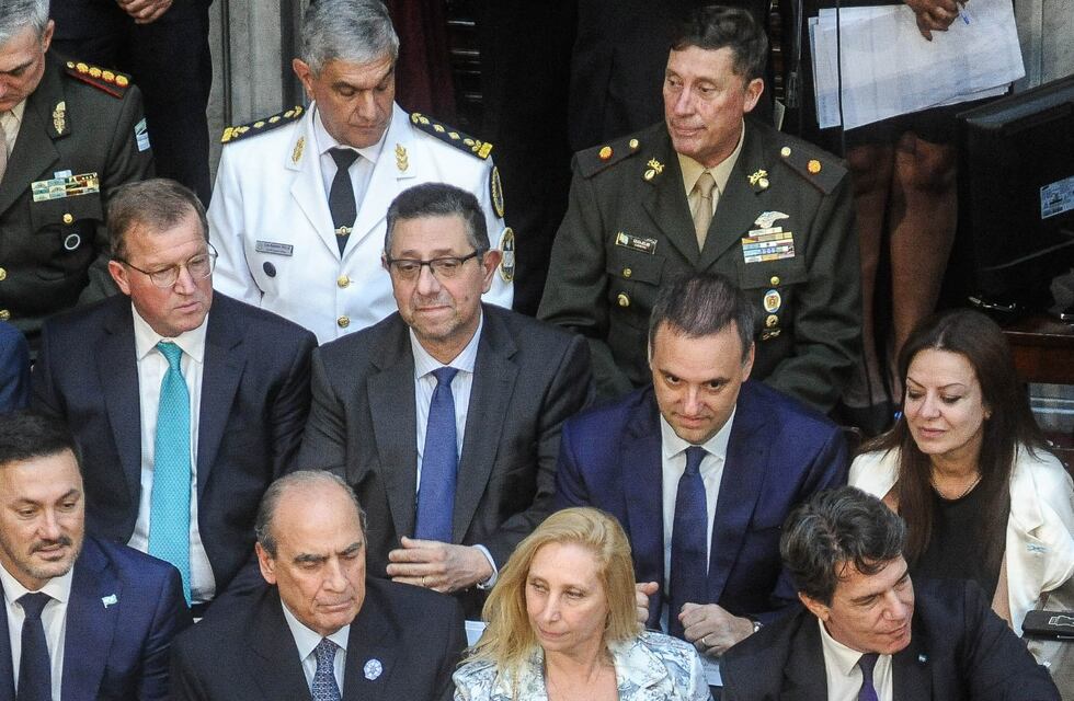 Javier Milei reveló la razón del despido del jefe de Casa Militar: “Karina no se sentía cómoda con él”