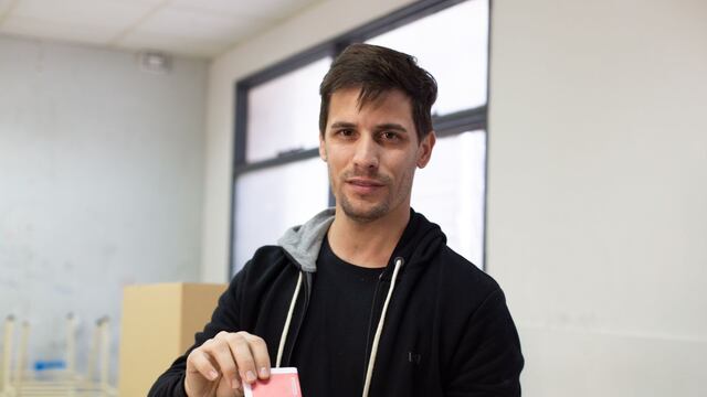 Votó Leo Viotti