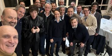 "No nos van a voltear el superávit fiscal", la "promesa" de Milei previo a anunciarse el veto a la reforma jubilatoria. Instagram: / @javiermilei