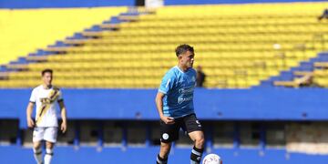 Longo, el volante central celeste ante Atlanta. (@Belgrano)