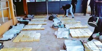 Tras persecución, incautan marihuana en San Pedro.