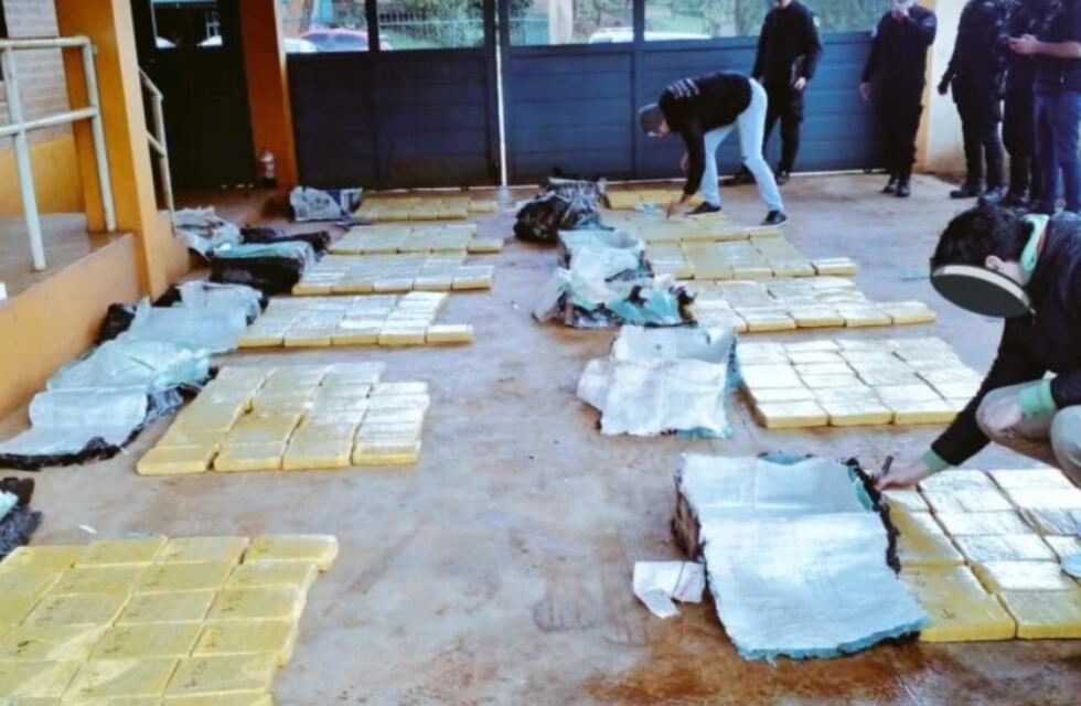 Tras persecución, incautan marihuana en San Pedro