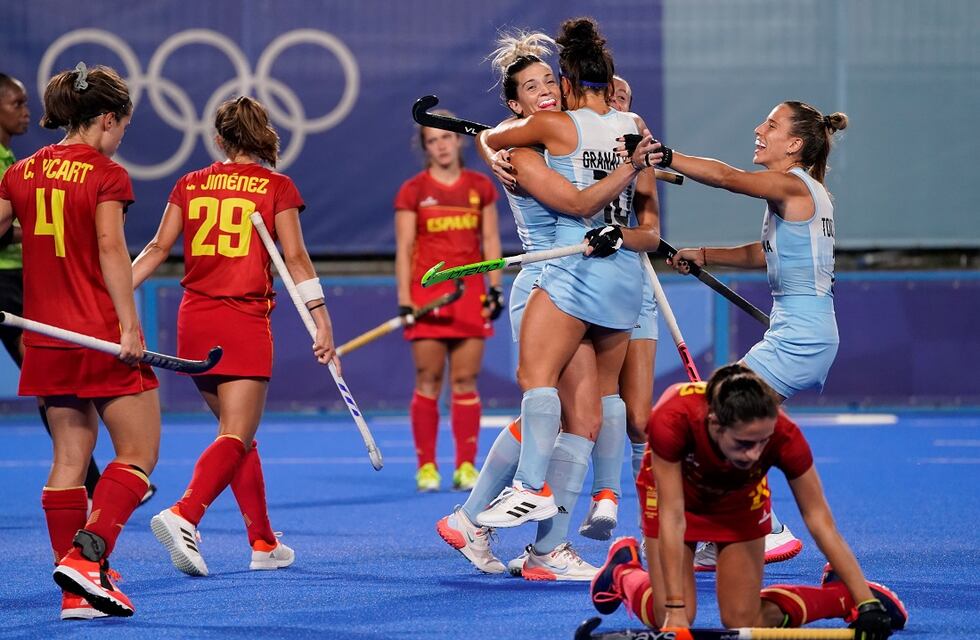 Salteños en Tokio: Valentina Rapaso fue clave en la victoria de Las Leonas y Ramón Quiroga quedó eliminado en boxeo