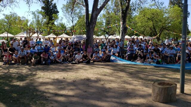 Así se vive en Córdoba el partido de Argentina y México