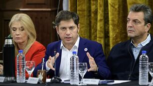 Sergio Massa, Axel Kicillof y Máximo Kirchner lideraron una cumbre del PJ bonaerense. Foto: Prensa.