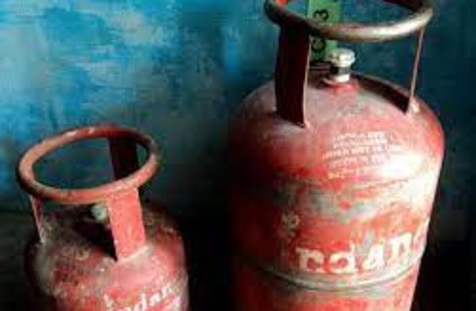 Detienen a tres individuos por el robo de una garrafa