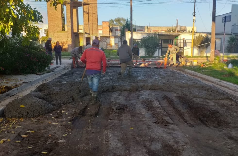 Comenzó la obra de pavimentación del Pasaje Maestro Slebos en el Barrio Atepam de Tres Arroyos