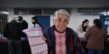 Continúa la entrega del Boleto Gratuito a jubilados.