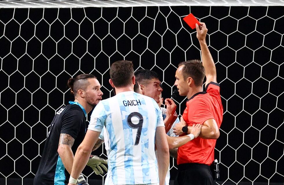 Juegos Olímpicos: la insólita expulsión de Francisco Ortega ante Australia