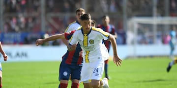Ignacio Malcorra de tiro libre marcó el gol de Rosario Central ante San Lorenzo.