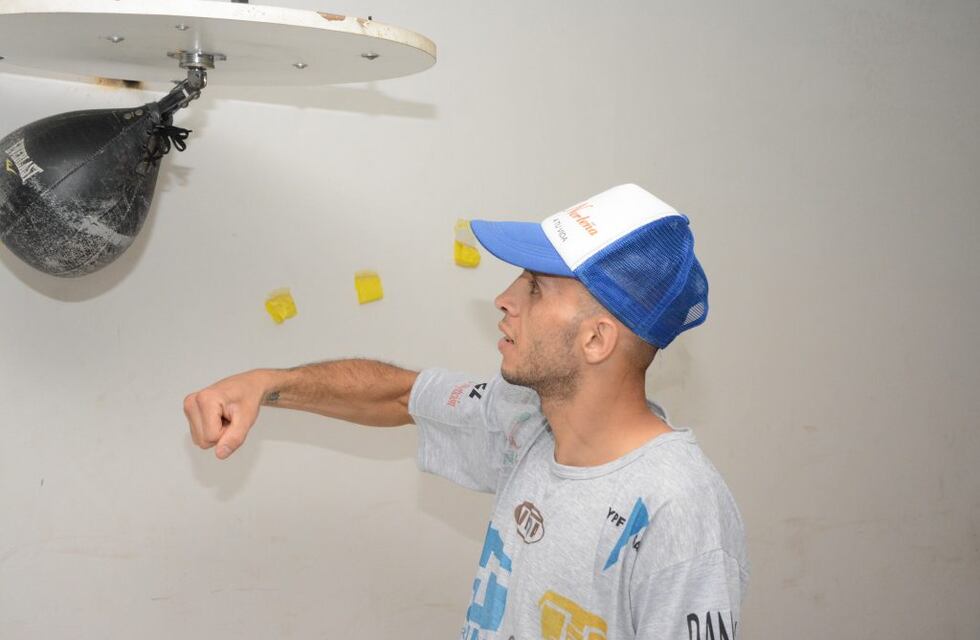 Leonardo Pucheta debutó como Boxeador Profesional