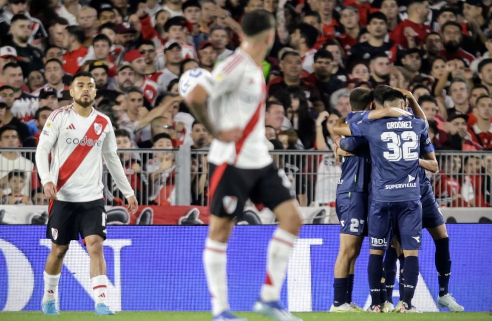 Pelota libre ahora: ver River contra Vélez por el Torneo Apertura 2025, ¿dónde mirarlo?