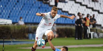 El rosarino completó cuatro temporadas en el plantel de Primera División. (Newell's Old Boys)