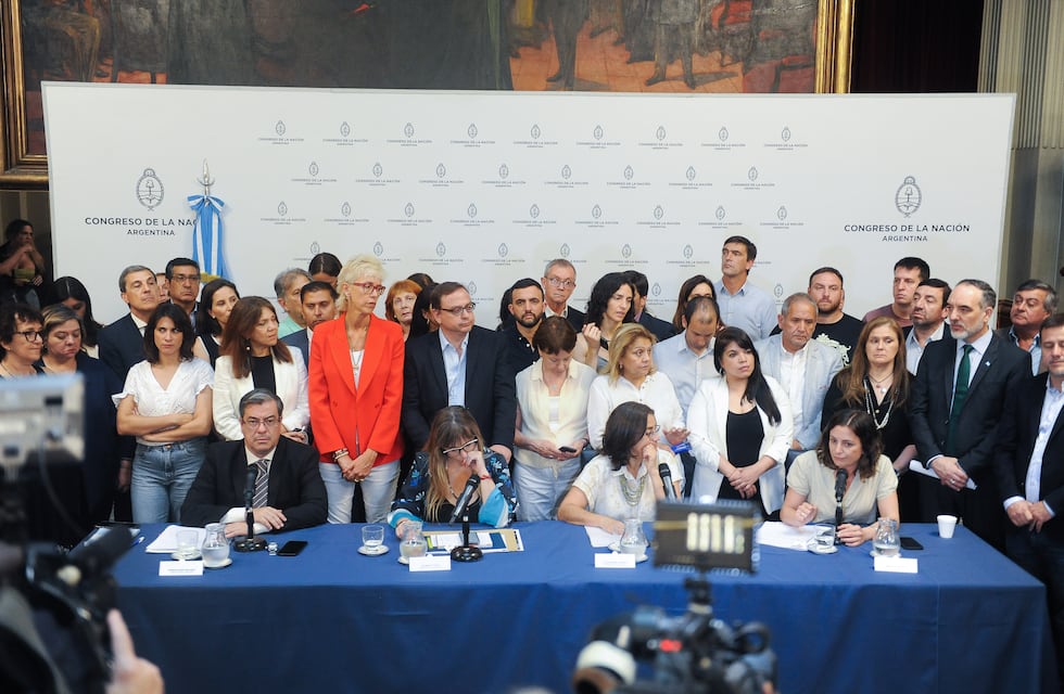 La Corte Suprema se negó a recibir a legisladores oficialistas y recrudece el conflicto