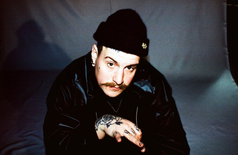 Evlay estrenó 333, su primer álbum con grandes colaboraciones: Wos, Ca7riel, Neo Pistea, Taichu y más