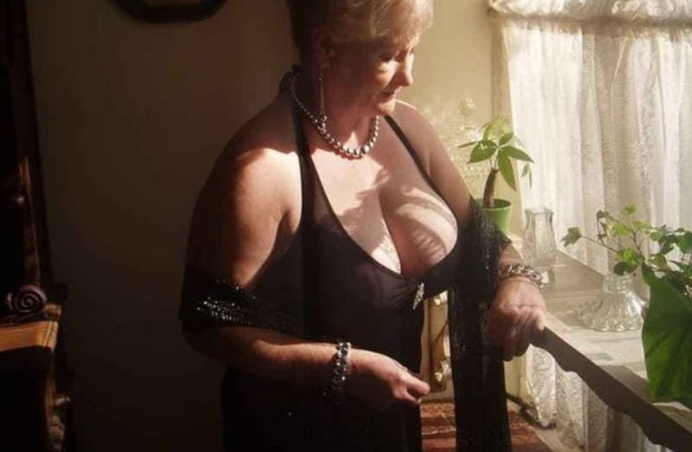 Es jubilada, tiene 70 años, pero gana millones con Only Fans