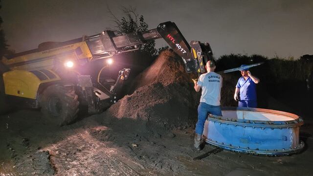 La rotura de un caño dejó a 160 mil vecinos de Córdoba sin agua (Aguas Cordobesas).