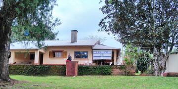 Fachada del IEA N° 12 de la localidad de San Javier.