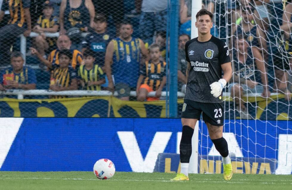 Un susto para Rosario Central: Gaspar Servio sufrió un problema físico