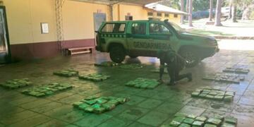 Colonia Victoria: incautan millonario contrabando de marihuana.