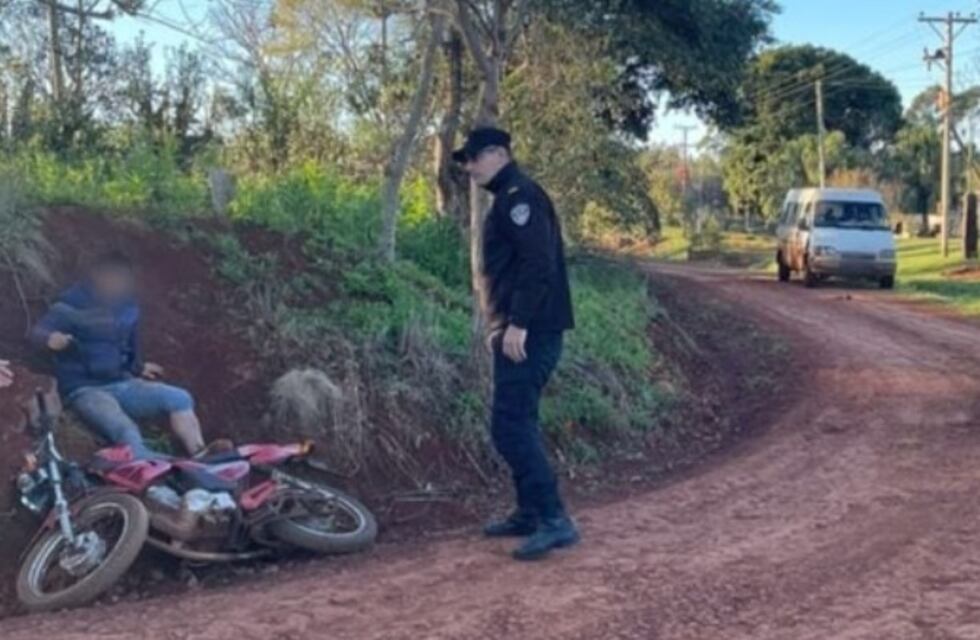 Los Helechos: motociclista resultó herido tras accidentarse con su motocicleta
