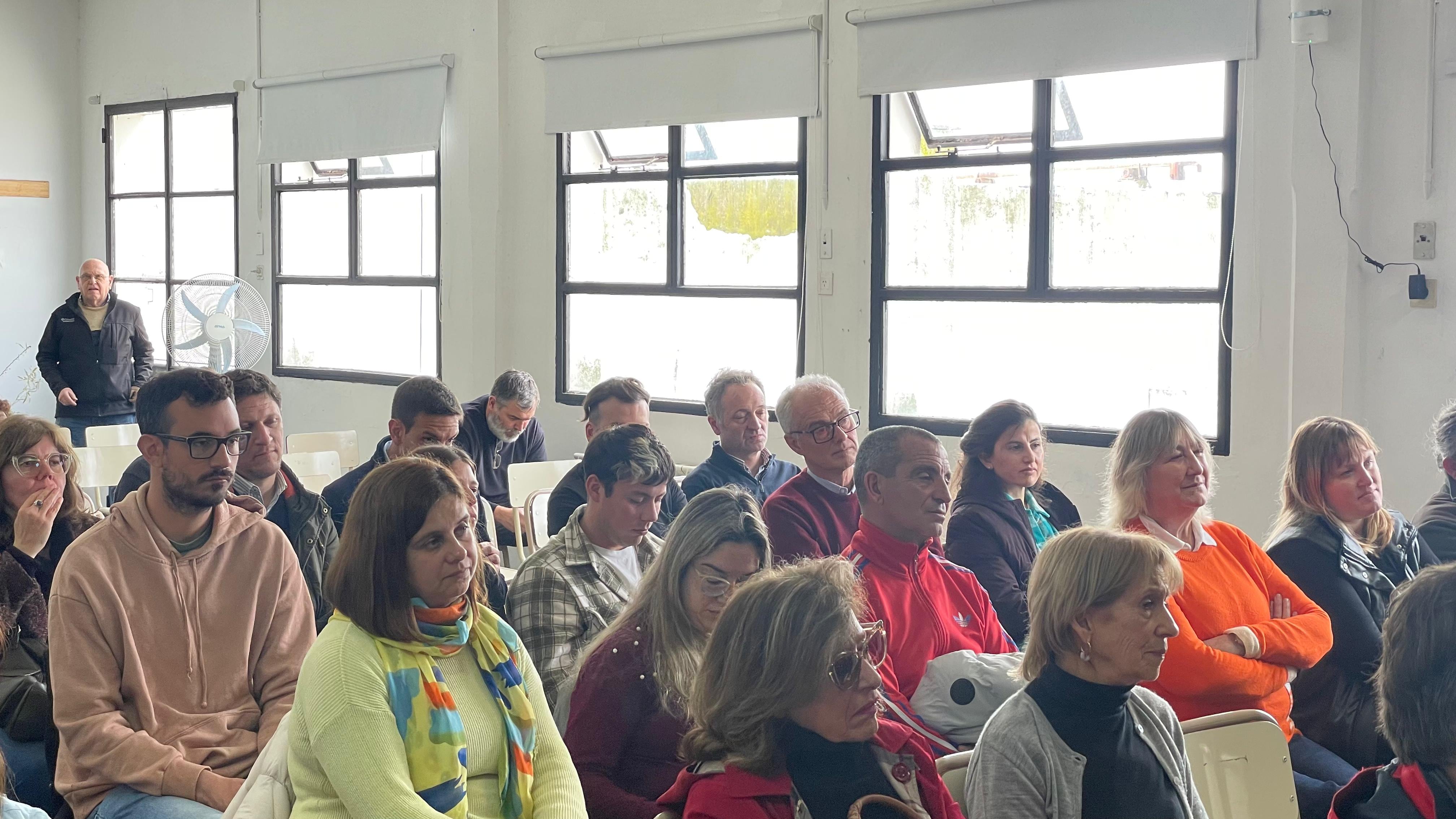 Se presentó ante la comunidad el Proyecto de Ley para la Universidad Nacional de Tres Arroyos