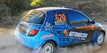 "Piratita", a fondo durante el Rally de La Falda.