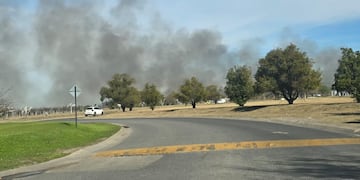 Combaten dos incendios en basurales de Córdoba. (Foto: Municipalidad de Córdoba)