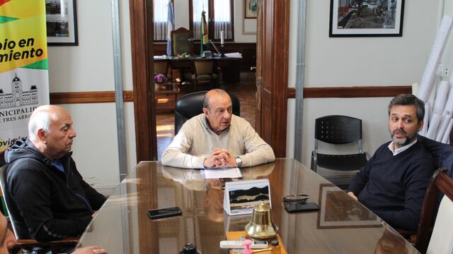 Sánchez se reunió con representantes del Centro de Formación Laboral y visitó Orense