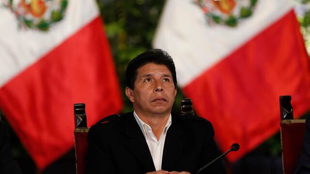 El presidente de Perú, Pedro Castillo, decretó este miércoles disolver temporalmente el Congreso e instaurar un Gobierno de emergencia nacional.