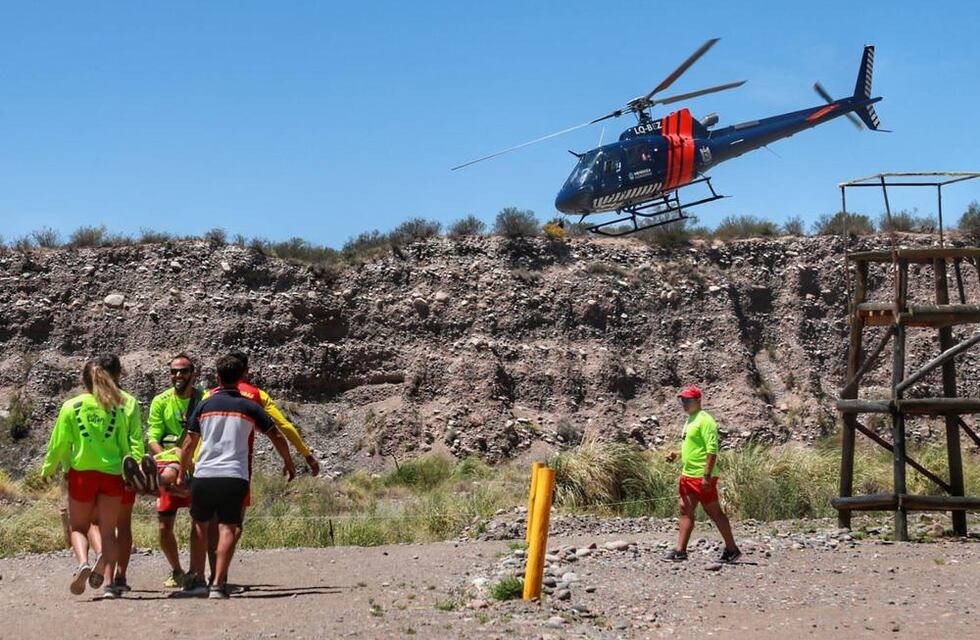 Capacitaron en rescate aéreo a los guardavidas de Luján de Cuyo