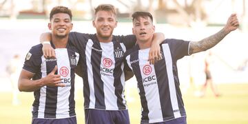 Diego Valoyes, Mateo Retegui y Carlos Auzqui, delanteros de Talleres, que marcarcaron ante Rosario Central por la Liga Profesional. (Prensa Talleres)