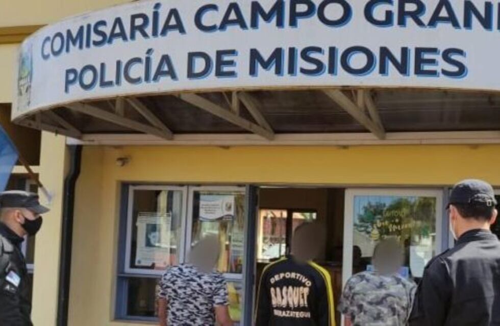 Tres jóvenes fueron detenidos por sustraerle las pertenencias a una mujer en Campo Grande