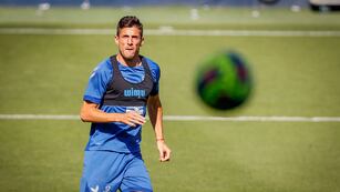 A Pablo Chavarría le tira el celeste... Volvería como refuerzo de Belgrano, con 35 años (Prensa Málaga)