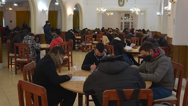 Ochocientos postulantes rindieron los exámenes de ingreso a la Policía de Establecimientos Navales