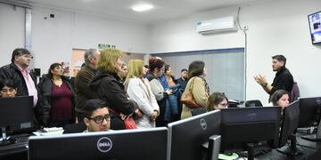 Vecinos recorrieron las instalaciones del Centro de Monitoreo