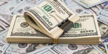 Dónde se recomienda guardar los dólares para evitar que se deterioren.